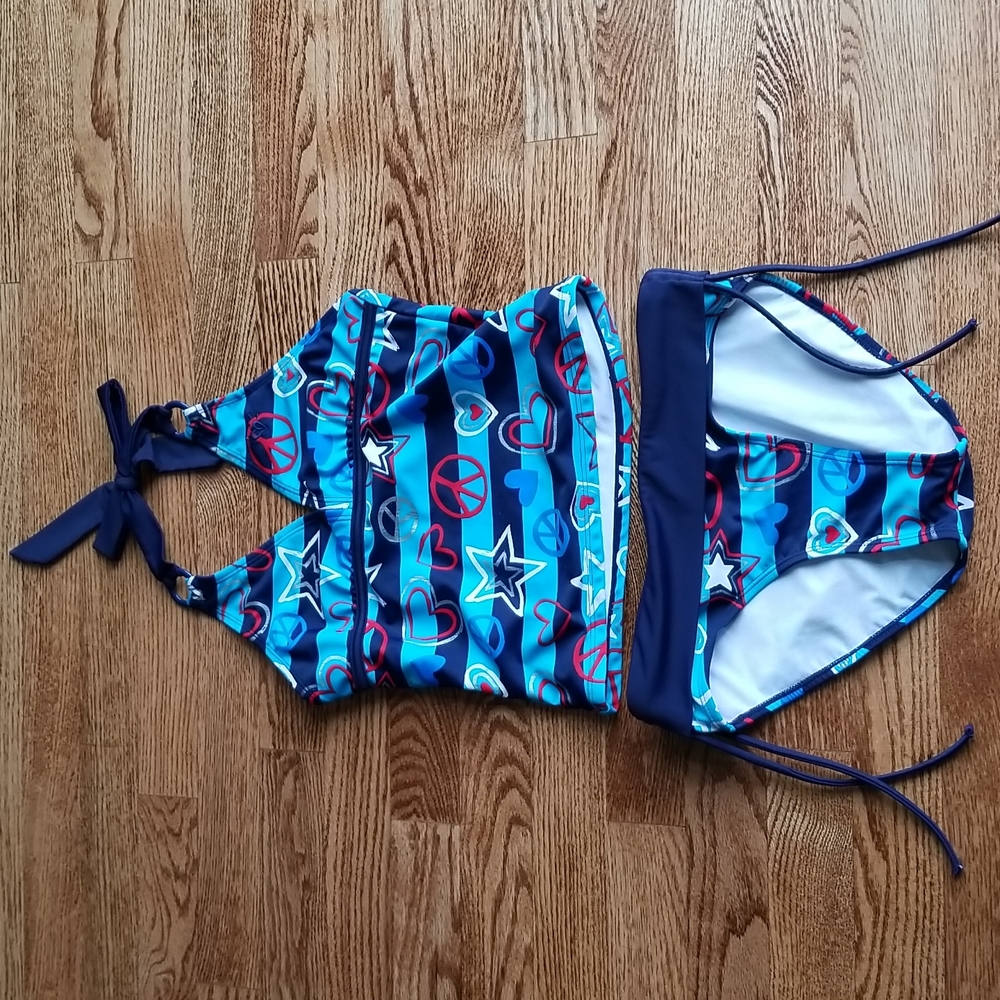 (12) Justice Girl's Tankini Swimsuit Beach Awesome Two Piece Colorful Heart